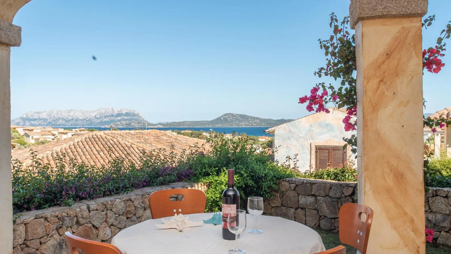 אולביה Sardegnaot Vista Mare Piscina E Spa
