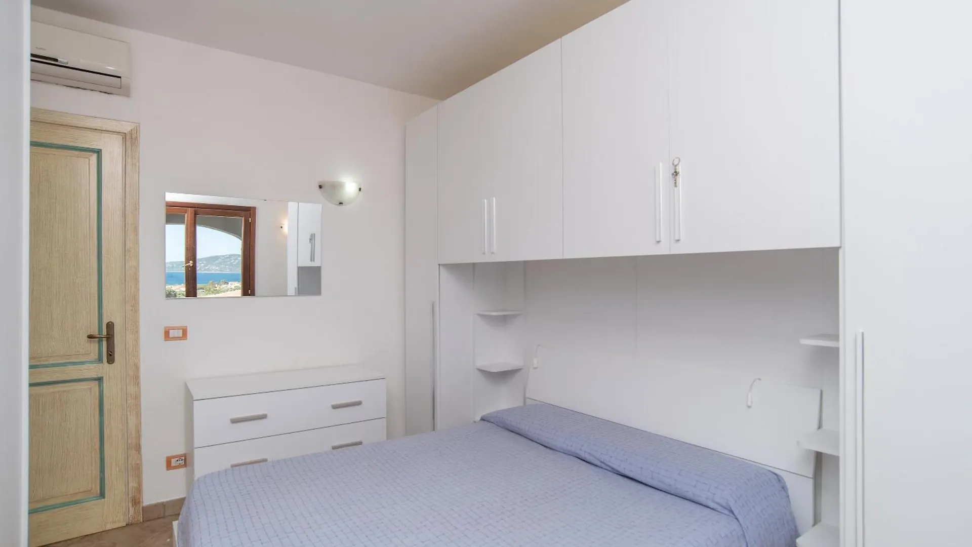 Dom wakacyjny Sardegnaot Vista Mare Piscina E Spa Olbia