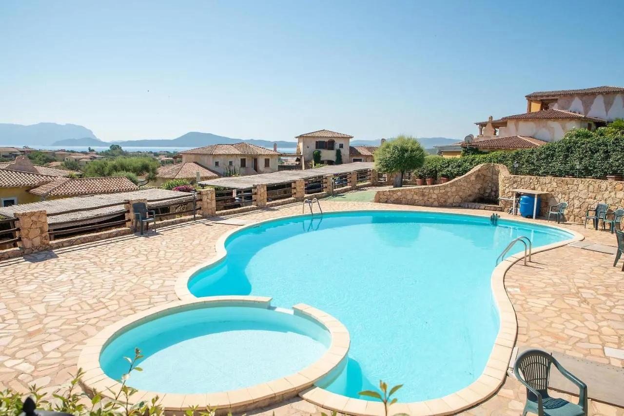 Dom wakacyjny Sardegnaot Vista Mare Piscina E Spa Olbia Włochy